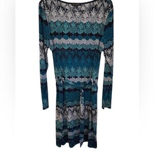 🔥💙 Banana Republic size L stretchy dress. Like new! Navy/teal blue/white NICE!